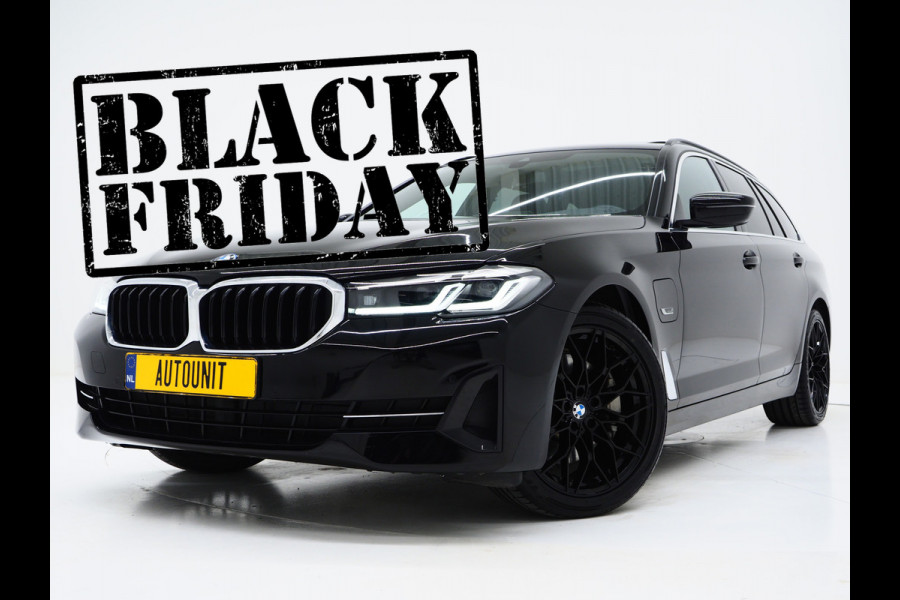 BMW 5 Serie Touring 530e xDrive Business Edition Plus | Panoramadak | Camera | Sfeerverlichting | BLIS | Carplay