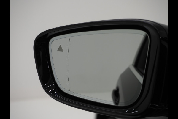 BMW 5 Serie Touring 530e xDrive Business Edition Plus | Panoramadak | Camera | Sfeerverlichting | BLIS | Carplay