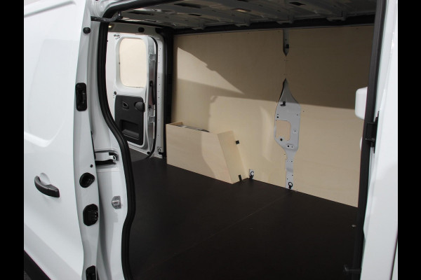 Renault Trafic 2.0 Blue dC1 150 EDC T30 L2H1 Advance Navigatie  Airco Lichtmetalen velgen Betimmering Trekhaak Camera Parkeer sensoren Dab Prijs Incl. BOVAG Garantie