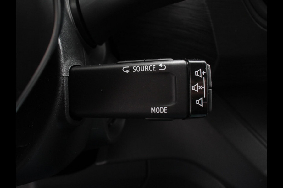 Renault Trafic 2.0 Blue dC1 150 EDC T30 L2H1 Advance Navigatie  Airco Lichtmetalen velgen Betimmering Trekhaak Camera Parkeer sensoren Dab Prijs Incl. BOVAG Garantie