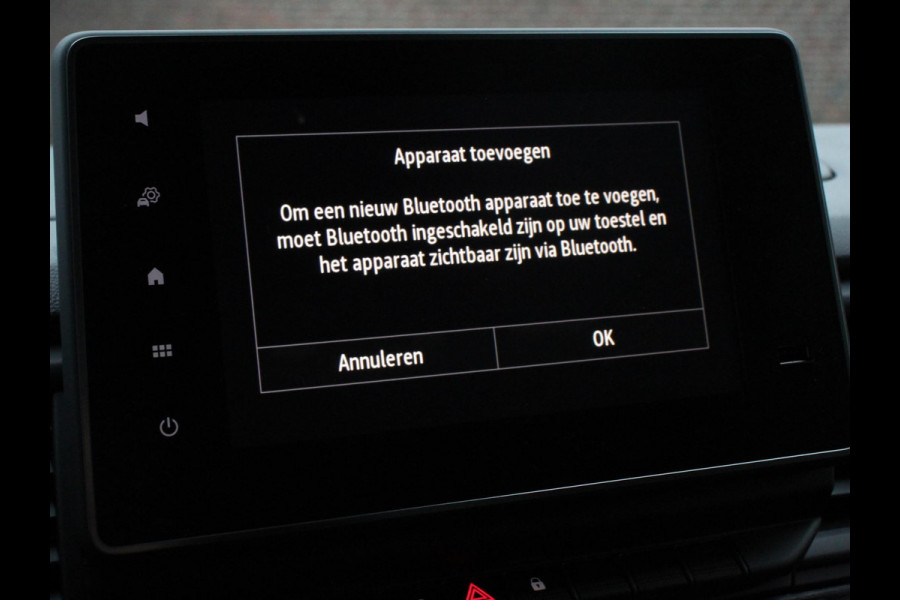 Renault Trafic 2.0 Blue dC1 150 EDC T30 L2H1 Advance Navigatie  Airco Lichtmetalen velgen Betimmering Trekhaak Camera Parkeer sensoren Dab Prijs Incl. BOVAG Garantie