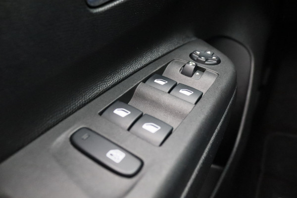 Opel Corsa 1.2 GS Line Automaat LED, Climate, Cruise, Apple Carplay, Navigatie, Keyless, 17''