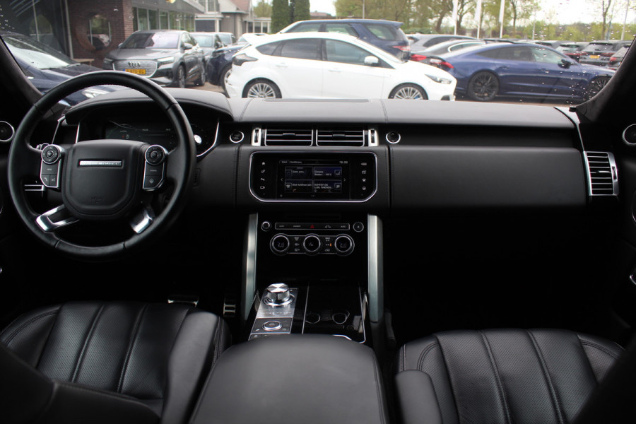 Land Rover Range Rover 3.0 SDV6 Hybrid Autobiography / Trekhaak / Panoramadak / Head-up / 22'' / Leder / Keyless / Meridian / Dodehoek / DAB
