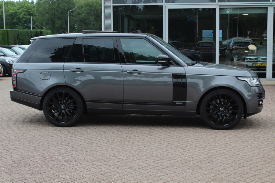 Land Rover Range Rover 3.0 SDV6 Hybrid Autobiography / Trekhaak / Panoramadak / Head-up / 22'' / Leder / Keyless / Meridian / Dodehoek / DAB