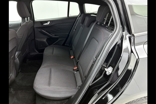 Ford FOCUS Wagon 1.0 EcoBoost ST-Line (NAVI, CARPLAY, LED, STUUR-/STOELVERWARMING, CAMERA, GOED ONDERHOUDEN)