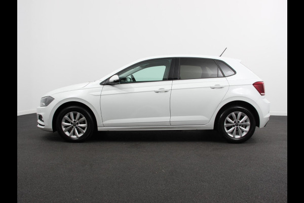 Volkswagen Polo 1.0 TSI 110pk Highline Plus DSG | Apple Carplay/Android Auto | Dab | Parkeer sensoren | Extra Getint Glas | Adaptive Cruise Control