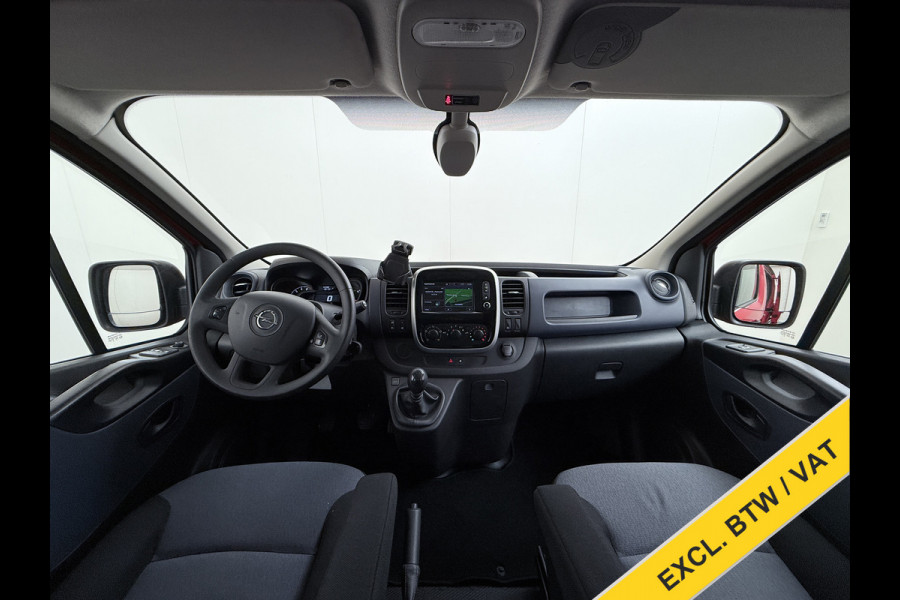 Opel Vivaro * Gereserveerd* 1.6CDTI 126PK L2H1 DC Dubbele Cabine 5-Persoons Navi Camera Airco Trekhaak Cruise Control Pdc Sport EcoFlex Betonplex Vloer Wandbetimmering Schuifdeur Euro 6 1e Eigenaar Origineel Nederlandse Auto