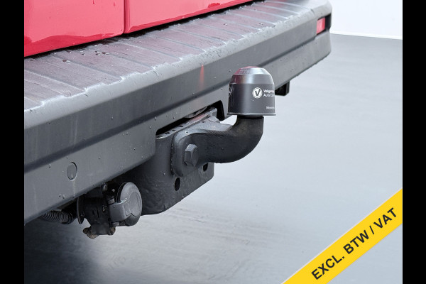 Opel Vivaro * Gereserveerd* 1.6CDTI 126PK L2H1 DC Dubbele Cabine 5-Persoons Navi Camera Airco Trekhaak Cruise Control Pdc Sport EcoFlex Betonplex Vloer Wandbetimmering Schuifdeur Euro 6 1e Eigenaar Origineel Nederlandse Auto