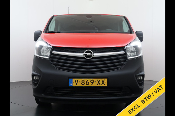 Opel Vivaro * Gereserveerd* 1.6CDTI 126PK L2H1 DC Dubbele Cabine 5-Persoons Navi Camera Airco Trekhaak Cruise Control Pdc Sport EcoFlex Betonplex Vloer Wandbetimmering Schuifdeur Euro 6 1e Eigenaar Origineel Nederlandse Auto