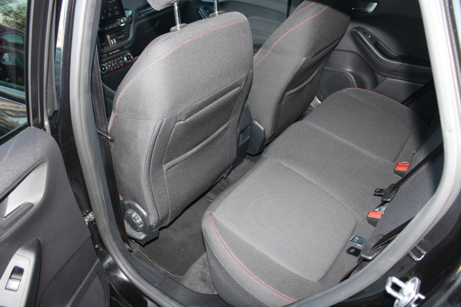 Ford Fiesta 1.0 EcoBoost 125 PK Hybrid ST-Line | Winterpack | Climate Control | Cruise Control | Privacy Glass | LED Koplampen | DAB |