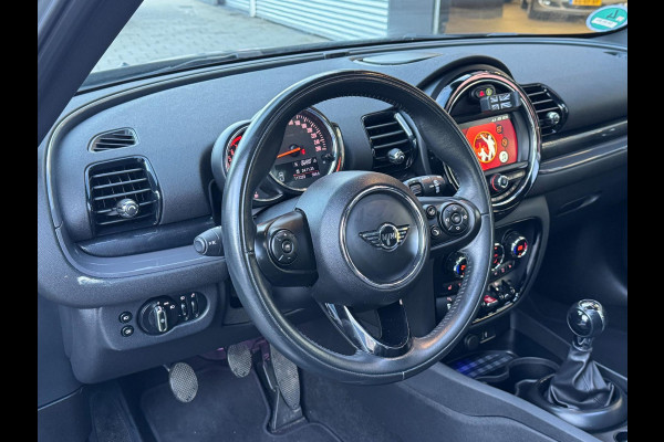 MINI Clubman 1.5 One Pepper II - Panorama dak I Airco I Sport velgen I PDC I Dealer onderhouden