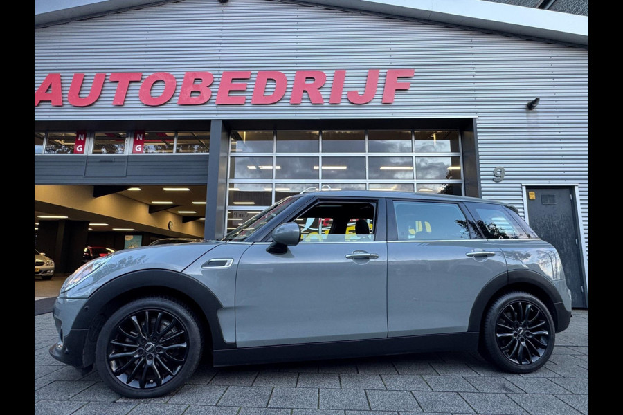 MINI Clubman 1.5 One Pepper II - Panorama dak I Airco I Sport velgen I PDC I Dealer onderhouden