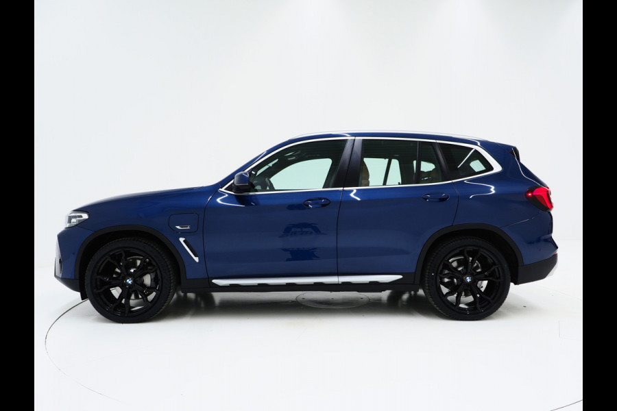 BMW X3 xDrive30e LCI High Executive | Panoramadak | Head Up | Camera | Virtual | Leder | Memory | Carplay