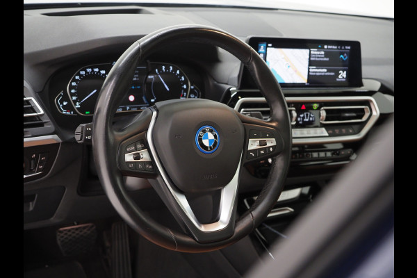 BMW X3 xDrive30e LCI High Executive | Panoramadak | Head Up | Camera | Virtual | Leder | Memory | Carplay