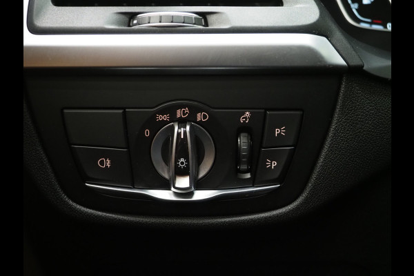 BMW X3 xDrive30e LCI High Executive | Panoramadak | Head Up | Camera | Virtual | Leder | Memory | Carplay