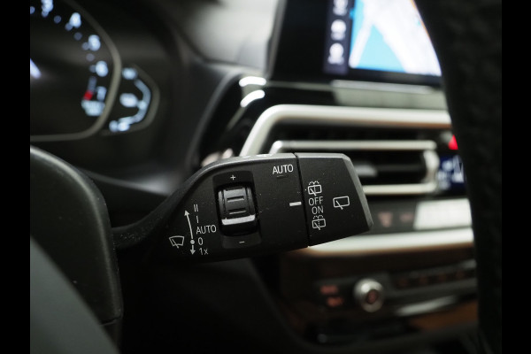 BMW X3 xDrive30e LCI High Executive | Panoramadak | Head Up | Camera | Virtual | Leder | Memory | Carplay