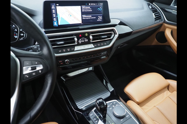 BMW X3 xDrive30e LCI High Executive | Panoramadak | Head Up | Camera | Virtual | Leder | Memory | Carplay