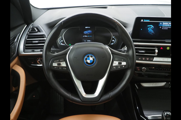 BMW X3 xDrive30e LCI High Executive | Panoramadak | Head Up | Camera | Virtual | Leder | Memory | Carplay