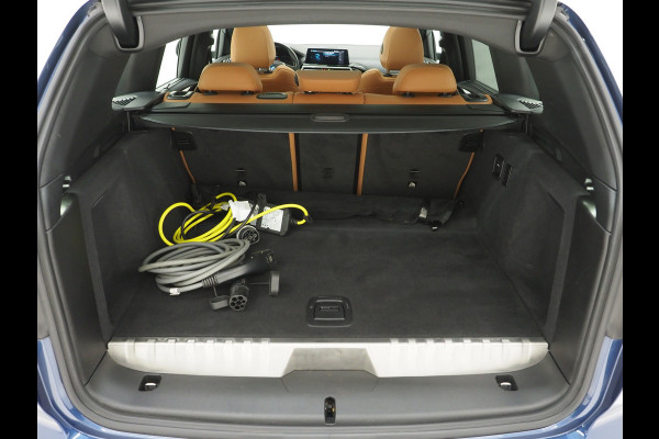 BMW X3 xDrive30e LCI High Executive | Panoramadak | Head Up | Camera | Virtual | Leder | Memory | Carplay