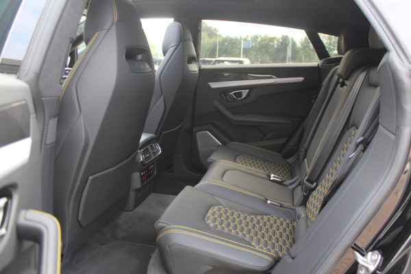 Lamborghini Urus 4.0 V8 / NL Auto! / Full Carbon / Keramisch / B&O / Pano / 360Camera / Head-up / 23'' / Stoelventilatie / Massage