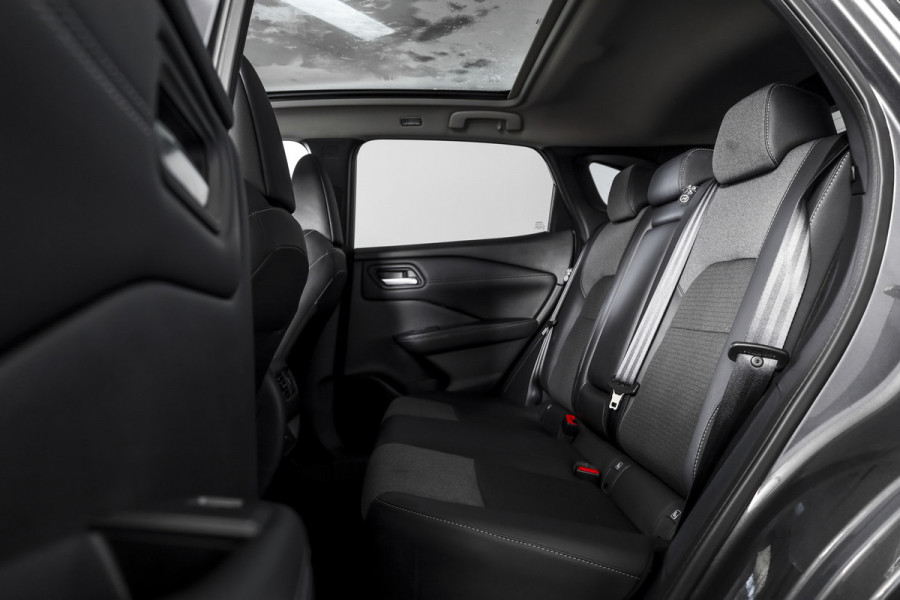 Nissan QASHQAI 1.3 MHEV 158 PK Xtronic N-Connecta - Automaat (Nieuw Model) | Panodak | Cold Pack | Dig. Cockpit | Adapt. Cruise | 360 Camera | PDC | NAV + App Connect | LM 18" | ECC | 7628