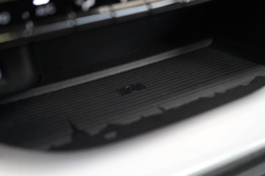 Fiat 500 Icon 42 kWh | SoH 93% | Panoramadak | Keyless | Achteruitrijcamera | Navigatie