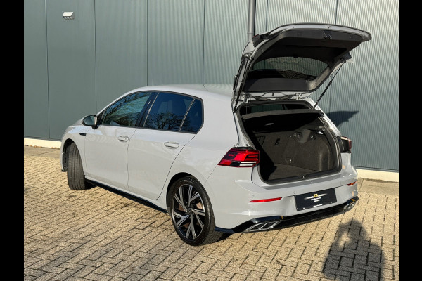 Volkswagen Golf 1.5 eTSI R-Line * iQ Light * Side Assist * Ambient Light *