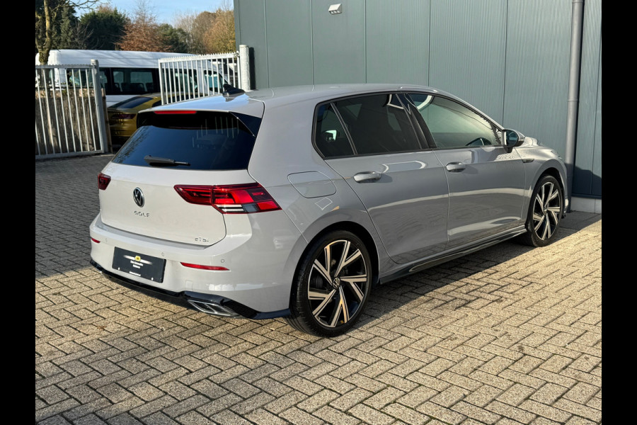 Volkswagen Golf 1.5 eTSI R-Line * iQ Light * Side Assist * Ambient Light *