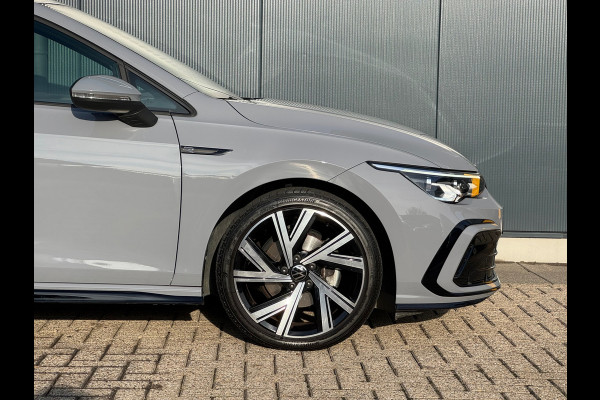 Volkswagen Golf 1.5 eTSI R-Line * iQ Light * Side Assist * Ambient Light *