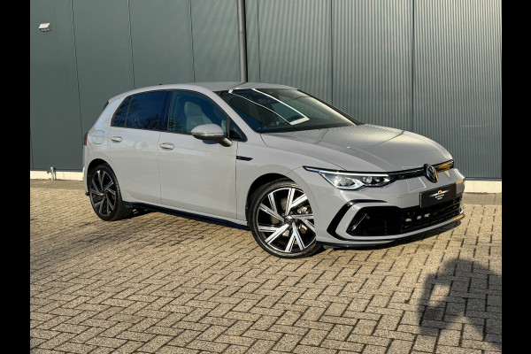 Volkswagen Golf 1.5 eTSI R-Line * iQ Light * Side Assist * Ambient Light *