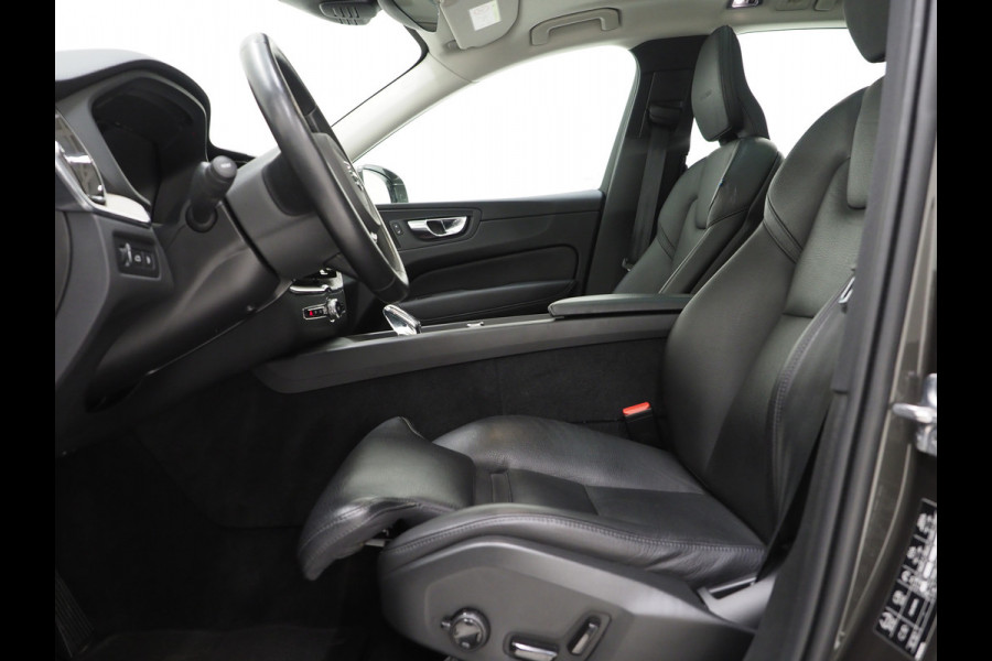 Volvo XC60 2.0 T8 Twin Engine AWD Inscription | Panoramadak | Memory | Leder | LED | PDC | Carplay