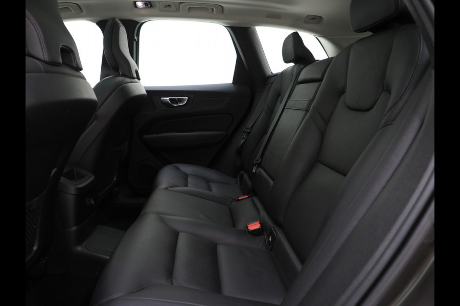 Volvo XC60 2.0 T8 Twin Engine AWD Inscription | Panoramadak | Memory | Leder | LED | PDC | Carplay