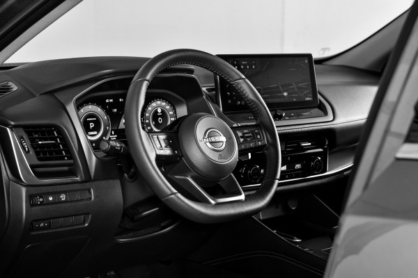 Nissan QASHQAI 1.3 MHEV 158 PK Xtronic N-Connecta - Automaat (Nieuw Model) | Panodak | Cold Pack | Dig. Cockpit | Adapt. Cruise | 360 Camera | PDC | NAV + App Connect | LM 18" | ECC | 8514