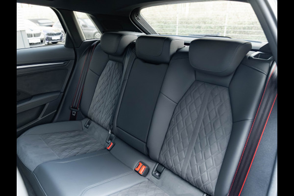 Audi A3 Sportback 2.5 TFSI RS3 Quattro - Pano - Bang & Olufsen - ACC - RS Sportuitlaat
