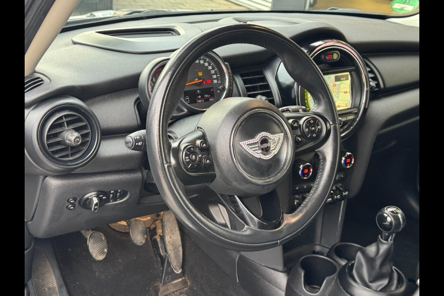 MINI Mini 1.2 One Salt 5Drs - Navigatie I Airco I PDC I Sport velgen I Comfort pakket I Dealer onderhouden