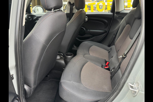 MINI Mini 1.2 One Salt 5Drs - Navigatie I Airco I PDC I Sport velgen I Comfort pakket I Dealer onderhouden