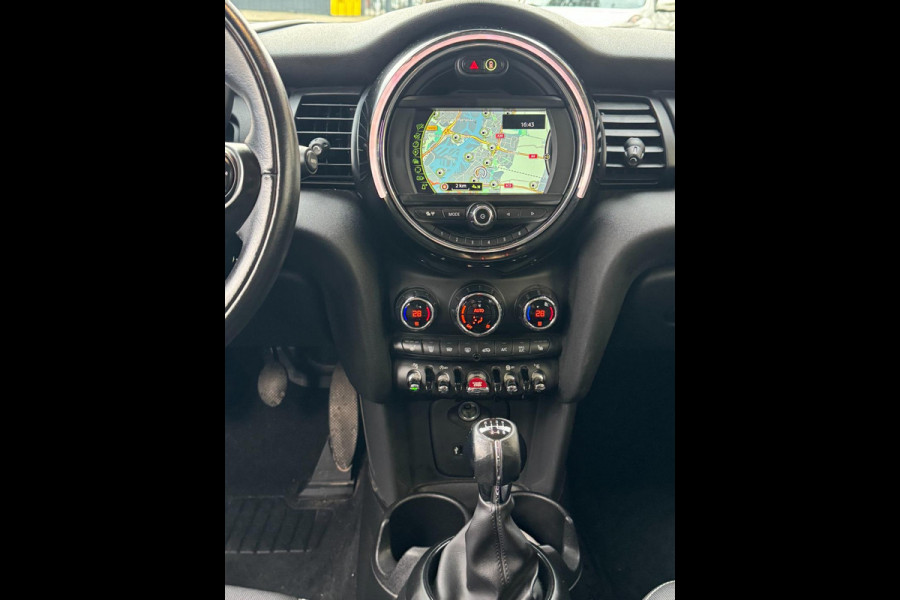 MINI Mini 1.2 One Salt 5Drs - Navigatie I Airco I PDC I Sport velgen I Comfort pakket I Dealer onderhouden