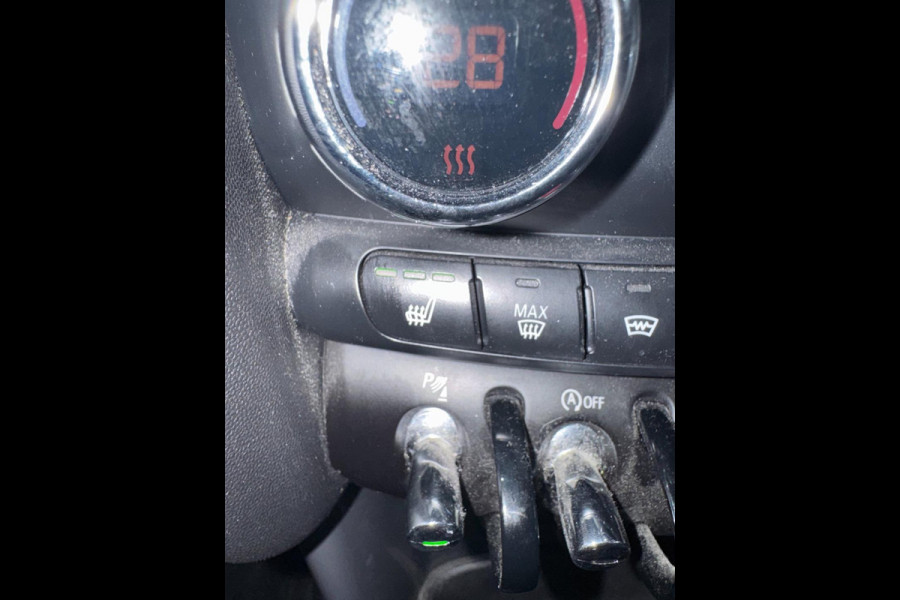 MINI Mini 1.2 One Salt 5Drs - Navigatie I Airco I PDC I Sport velgen I Comfort pakket I Dealer onderhouden