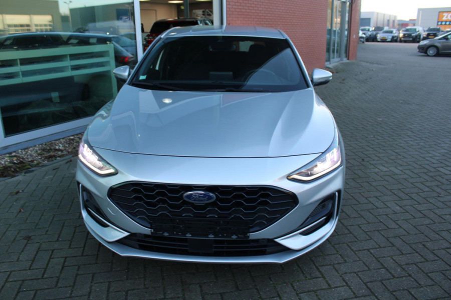Ford Focus 1.0 EcoBoost 125 PK Hybrid ST Line | Winter Pack | Driver Assistance Pack | Climate Control | Privacy Glass | LED koplampen