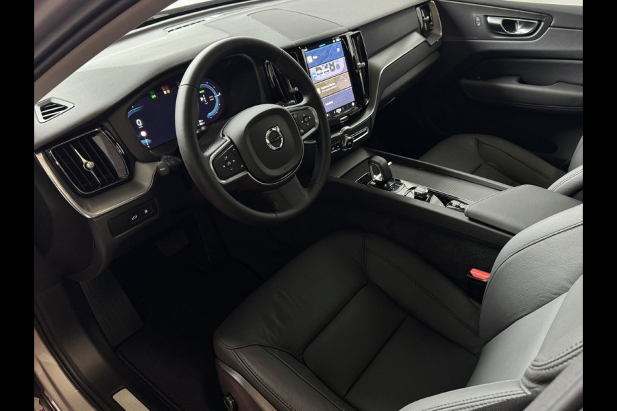 Volvo XC60 ✅NIEUWE AUTO✅ 2.0 T6 350PK PHEV LEER AWD PLUS BRIGHT LONG RANGE PANO PERF.AUDIO ELEK.KLEP phev