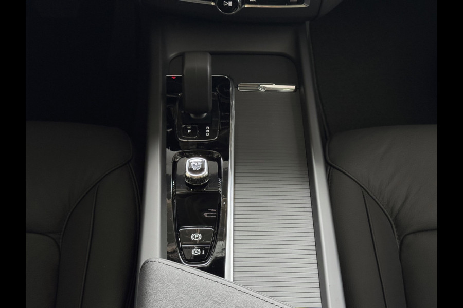 Volvo XC60 ✅NIEUWE AUTO✅ VAPOUR GREY 2.0 T6 350 PK PHEV LEER AWD PLUS BRIGHT LONG RANGE PANO PERF.AUDIO ELEK.KLEP phev