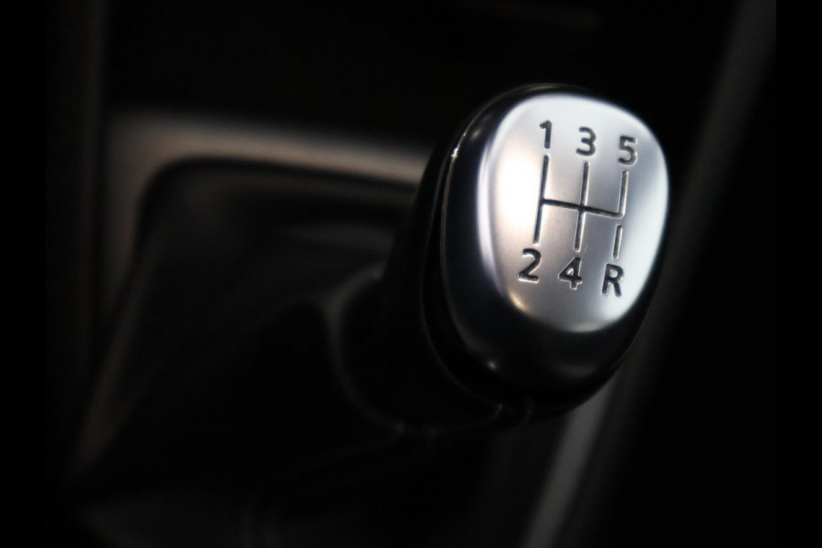 Renault Captur 0.9 TCe Bose | Navigatie | Parkeersensoren | Dodehoekdetectie | Camera