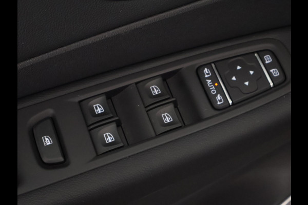 Renault Captur 0.9 TCe Bose | Navigatie | Parkeersensoren | Dodehoekdetectie | Camera