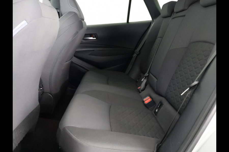 Toyota Corolla Touring Sports 2.0 Hybrid First Edition | Navigatie | Apple Carplay & AndroidAUTO | 1e eigenaar | Camera |