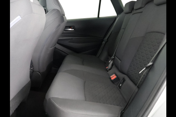 Toyota Corolla Touring Sports 2.0 Hybrid First Edition | Navigatie | Apple Carplay & AndroidAUTO | 1e eigenaar | Camera |