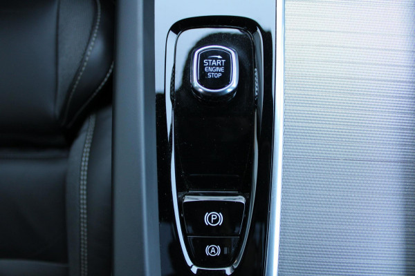 Volvo S60 2.0 B5 R-Design/pano/leer