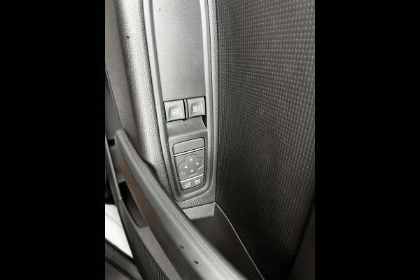 Nissan Townstar Business L1 45 NAVIGATIE 1500 kg trekhgewicht