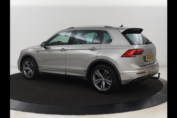 Volkswagen Tiguan 1.4 TSI R Line | Stoelverwarming | Trekhaak | Carplay | Navigatie | Virtual Cockpit | Adaptive cruise | 19'' | Parkeerhulp | Bluetooth | Adaptief LED