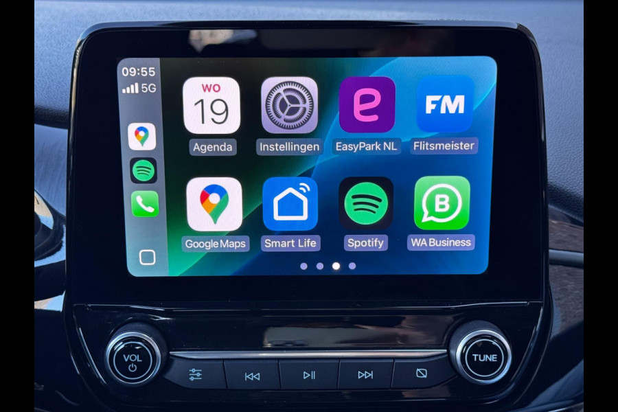 Ford Fiesta 1.0 EcoBoost / Trekhaak / Navigatie (Apple CarPlay-Android / Cruise Control / Recent onderhoud gehad incl. Remmen