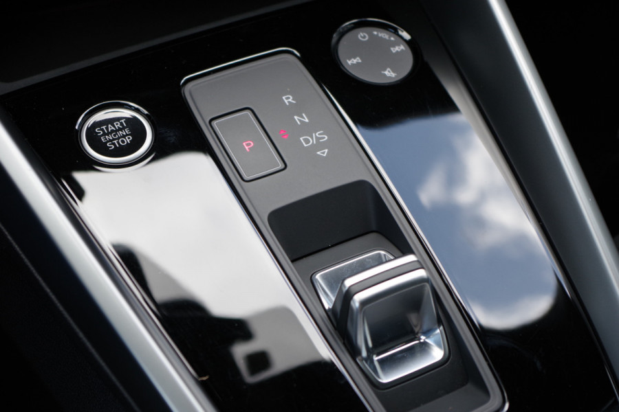 Audi A3 Sportback 45 TFSI e S-Line Edition Competition 245 PK PHEV, Panoramadak, B&O Sound, Adap. Cruise Control